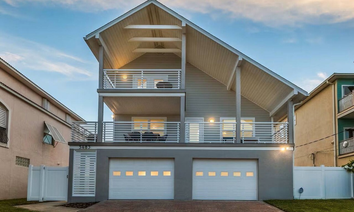 Butler Beach House | 2 Min. Walk to Beach/Ocean Views/Hot Tub/Game Room/Bikes/In-Law Suite