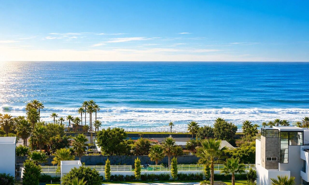 Constitucion Condo | 3BR Oceanview Penthouse, AC, Sleep 8, Gated, Pool, Playground, BBQ, Security24-7