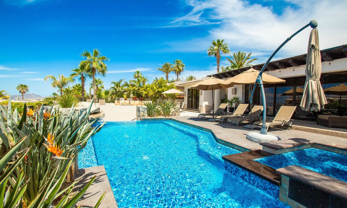 Cabo San Lucas House | 4BR Luxury Villa Private Pool & Hot Tub. Near Beach & Downtown + Summer savings!