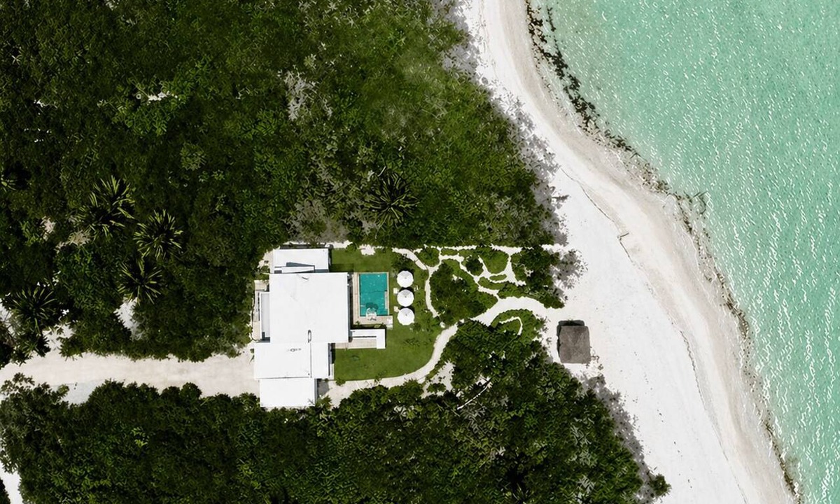 Hunucma House | Amazing beachfront Luxury Villa with chef and housekeeping service at Sisal, Yuc