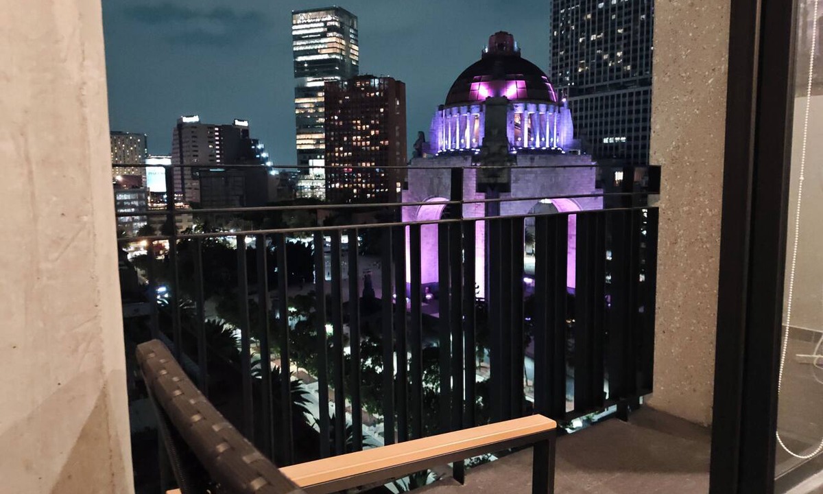 Cuauhtemoc Apartment | Balcony with a view of the Monument to the Revolution, Rooftop, and Gym