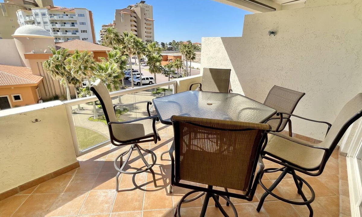 Puerto Penasco Condo | Beautiful 1½ Bedroom Condo on the Sea of Cortez at Las Palmas Resort D-302