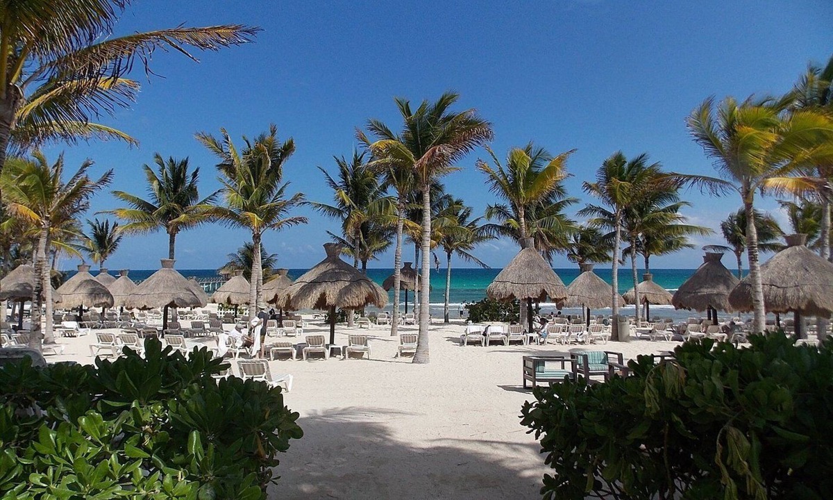 Villa Juarez House | Beautiful Resorts, Ocean Front, Aqua Park, Cirque du Soleil, PGA Golf Course