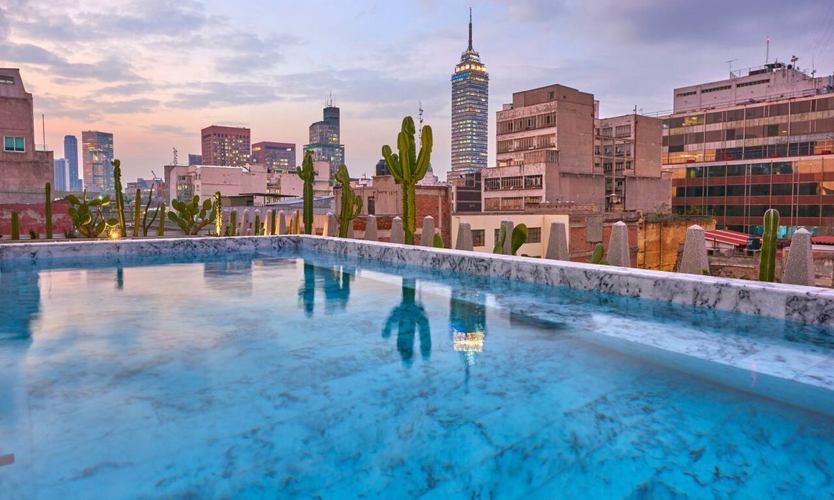 Historic Center Hotel | Boutique Queen Room in Downtown Mexico City | Historic Stay