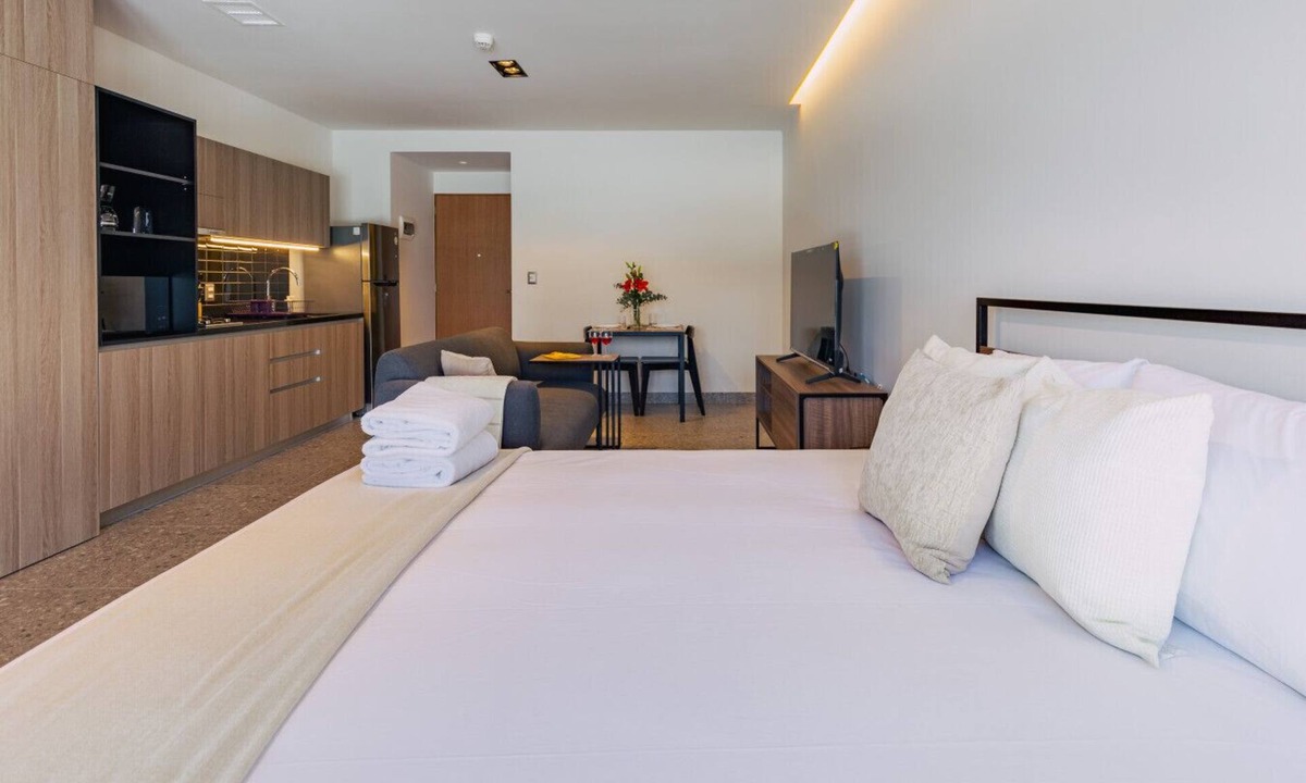 Miguel Hidalgo Apartment | BRIGHT MODERN STUDIO WITH GYM AND POOL