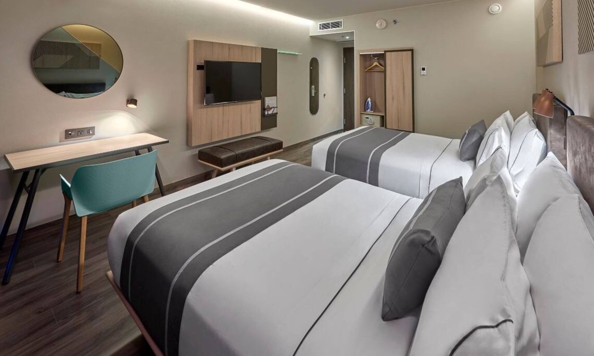 Zona Paseo Montejo Hotel | Bright Retreat with Modern Comfort and Outdoor Pool Near Mérida’s Highlights