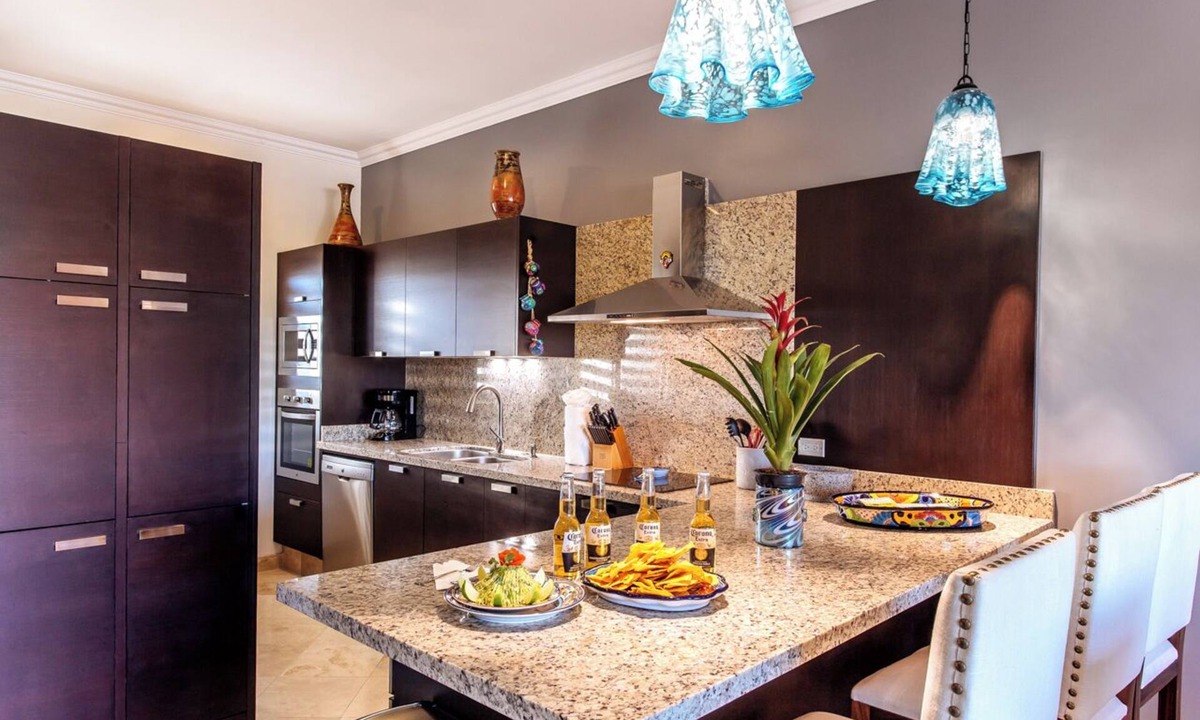 El Medano Ejidal Condo | CABO PENTHOUSE CONDO - Rooftop deck with Private Jacuzzi at Puerta Cabos Village