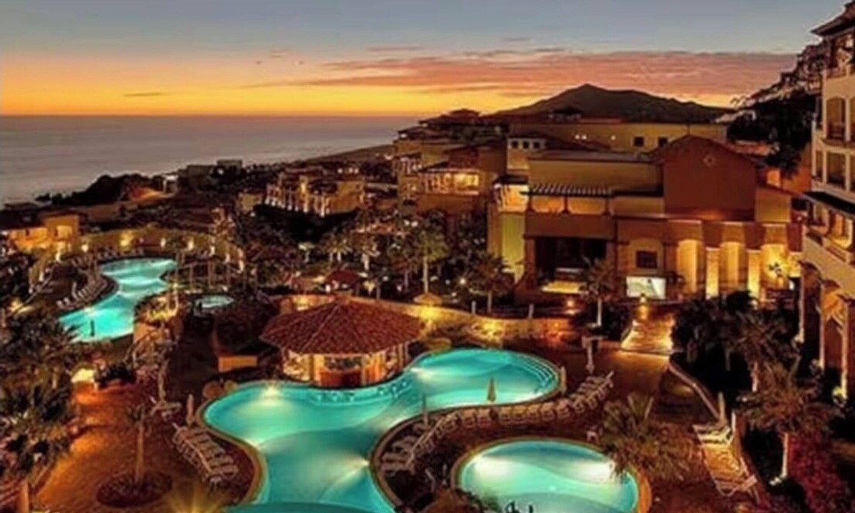 Sunset Beach Apartment | Cabo San Lucas Luxury Executive Suite with Ocean View - sleeps up to 6.
