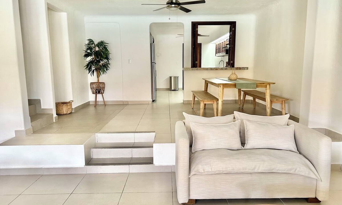 Zona Hotelera House | Cancun House in Hotel Zone