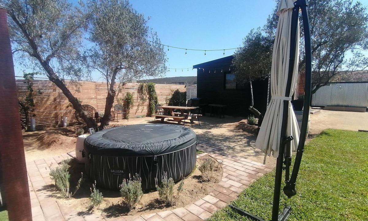 San Antonio de las Minas Villa | Casa Barta Valle de Guadalupe Private Jacuzzi