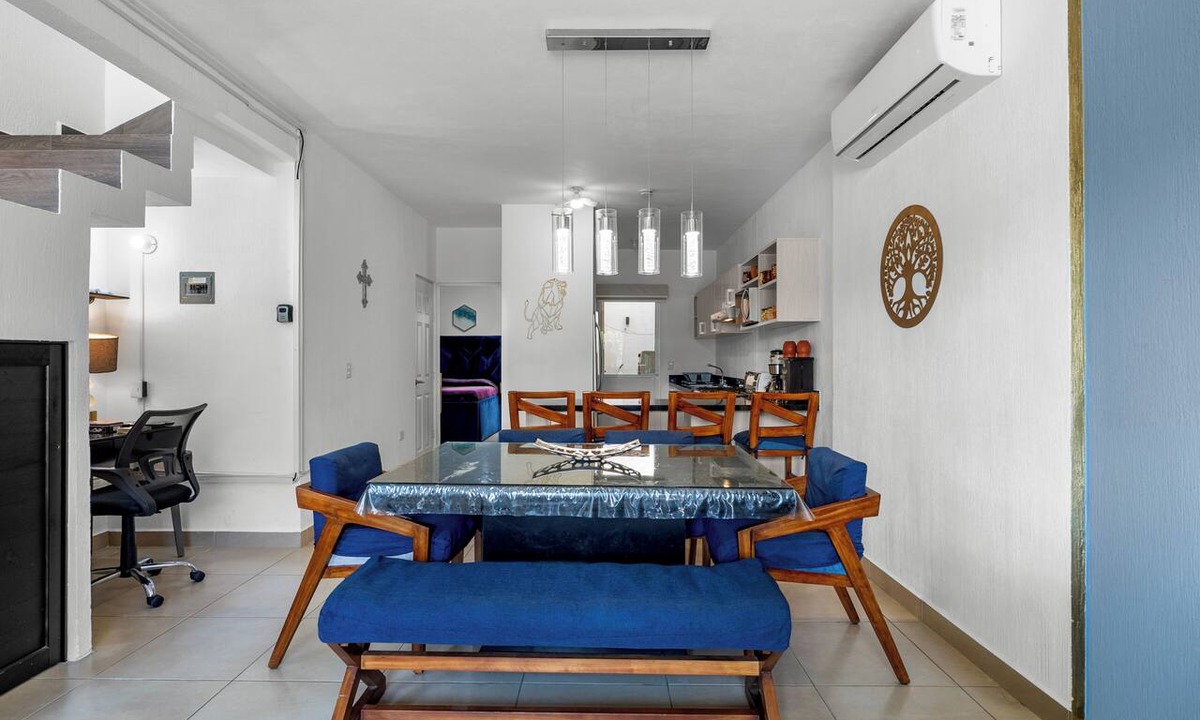 Mezcales House | Casa Ivarica Spacious Home for 20 in Residential