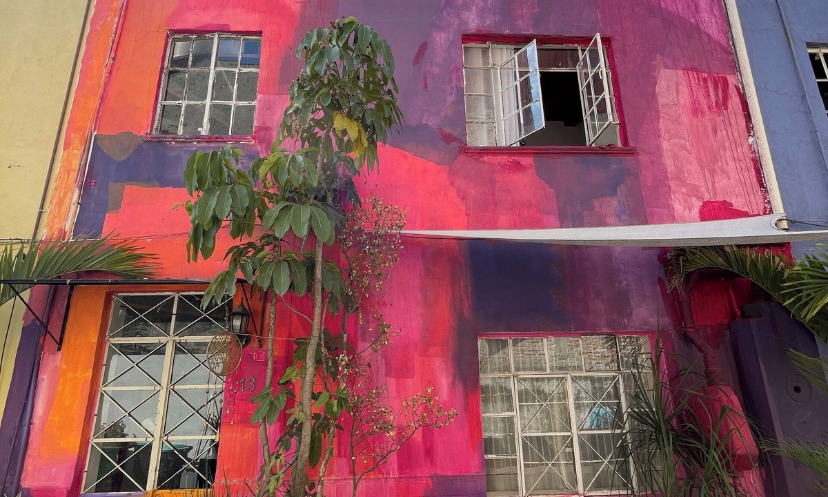 Churubusco House | Casa Vecindad Murales - Secret Mural Home in Coyoacán