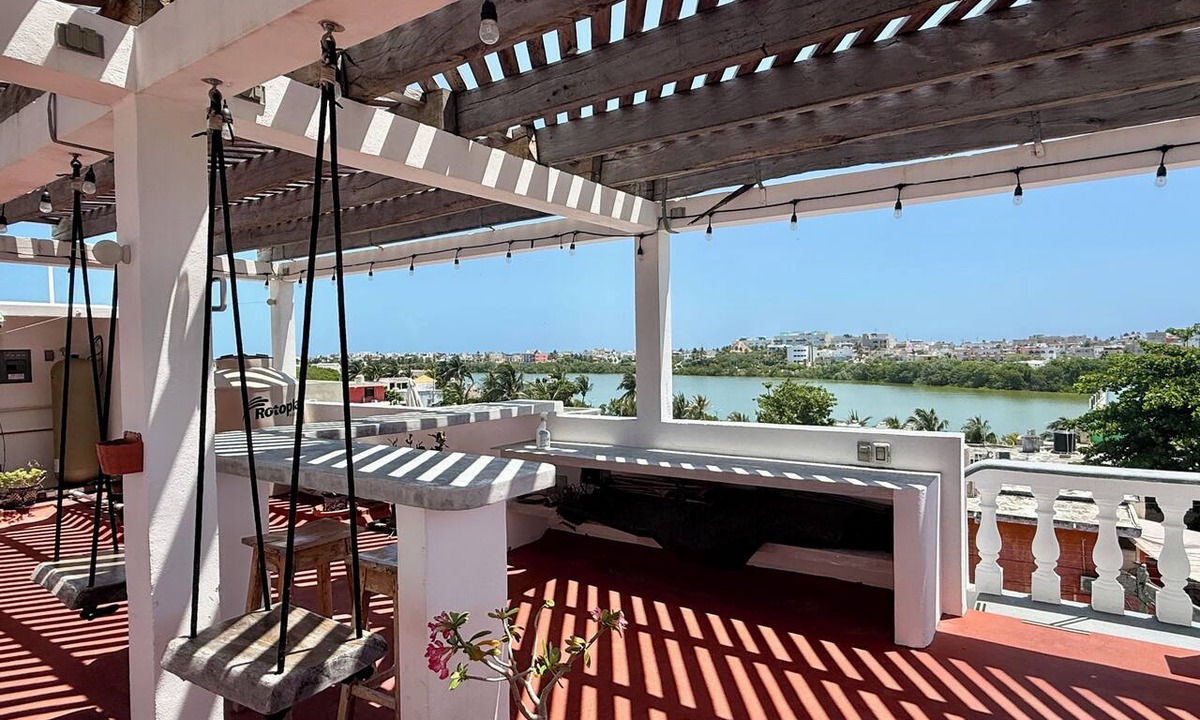 La Gloria Apartment | Centrally located walking distance from restaurants, Mercadito, etc.