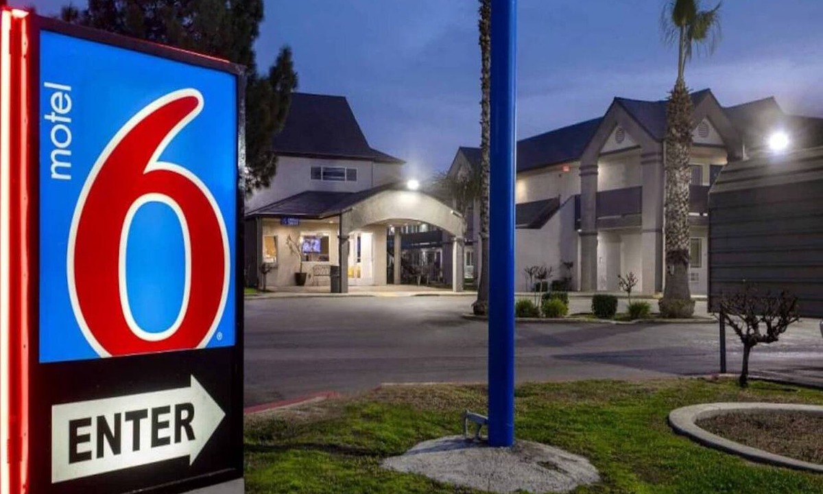 Buttonwillow Apartment | Comfy King Bed|Free Wifi &Parking