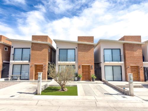 San Carlos Villa | Cozy Villa in the Heart of San Carlos