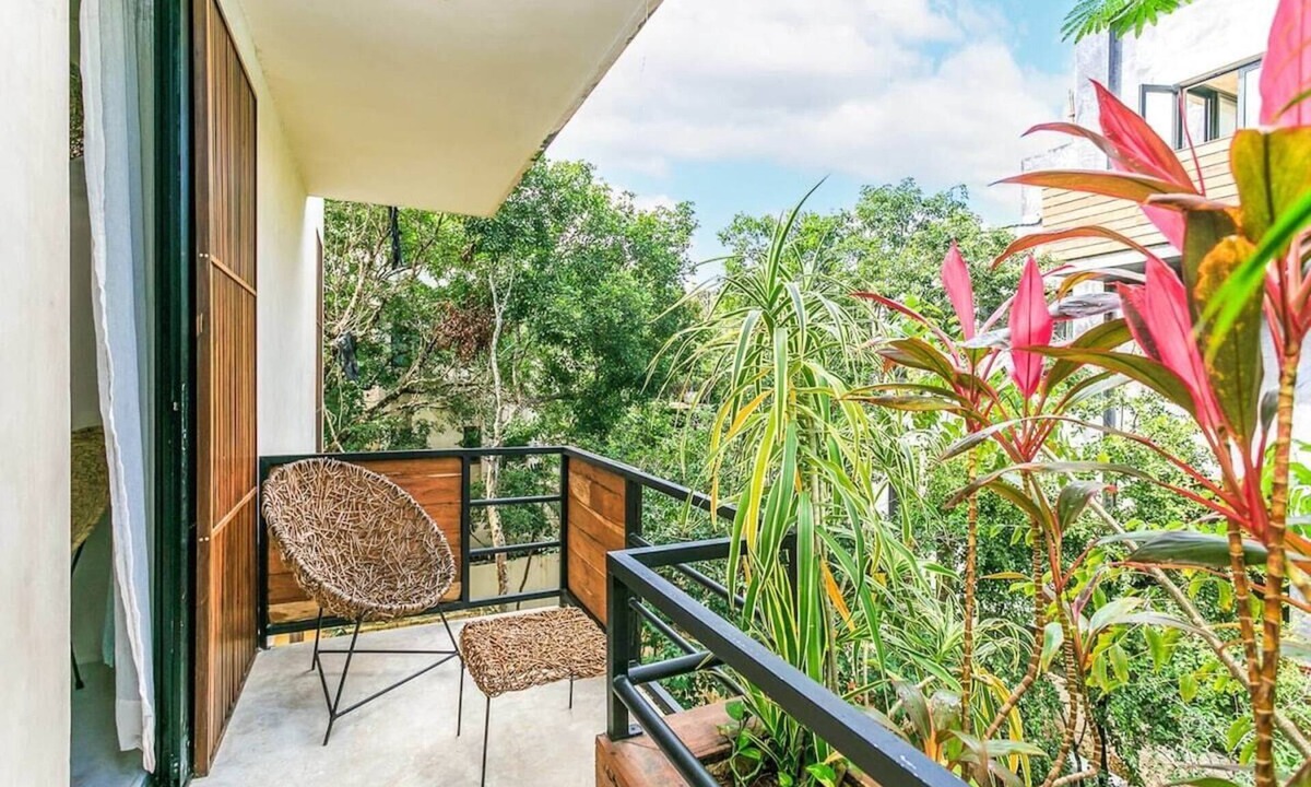 Zama Condo | Eco-chic Stay, Private Balcony, WiFi in Luum Zama!
