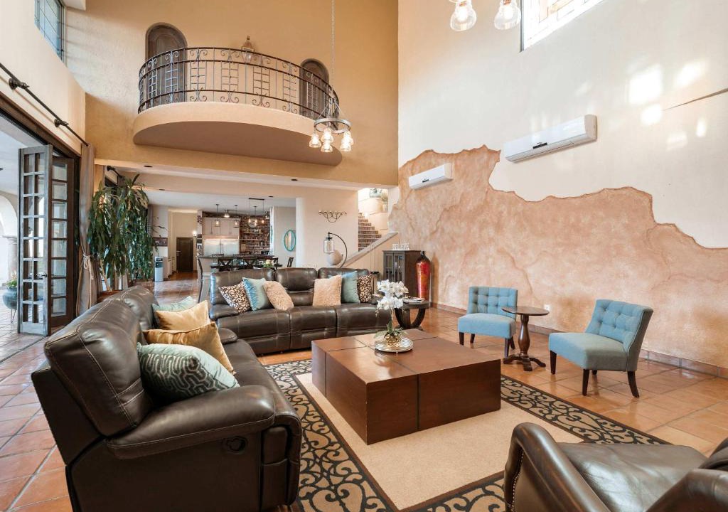 Campo de Golf Fonatur House | Elegant Hacienda Villa for 20, Ocean Views, Pool