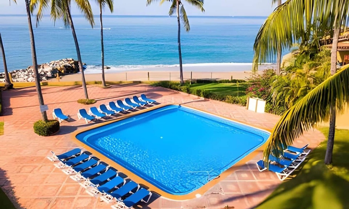 South Hotel Zone Apartment | Estudio a 10 pasos de la playa Vallarta