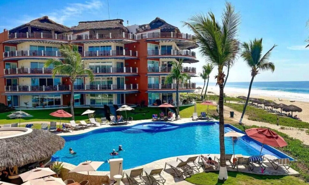 Bajos de Chila Apartment | Four bedroom, ocean front, Vivo Resorts, Palmarito