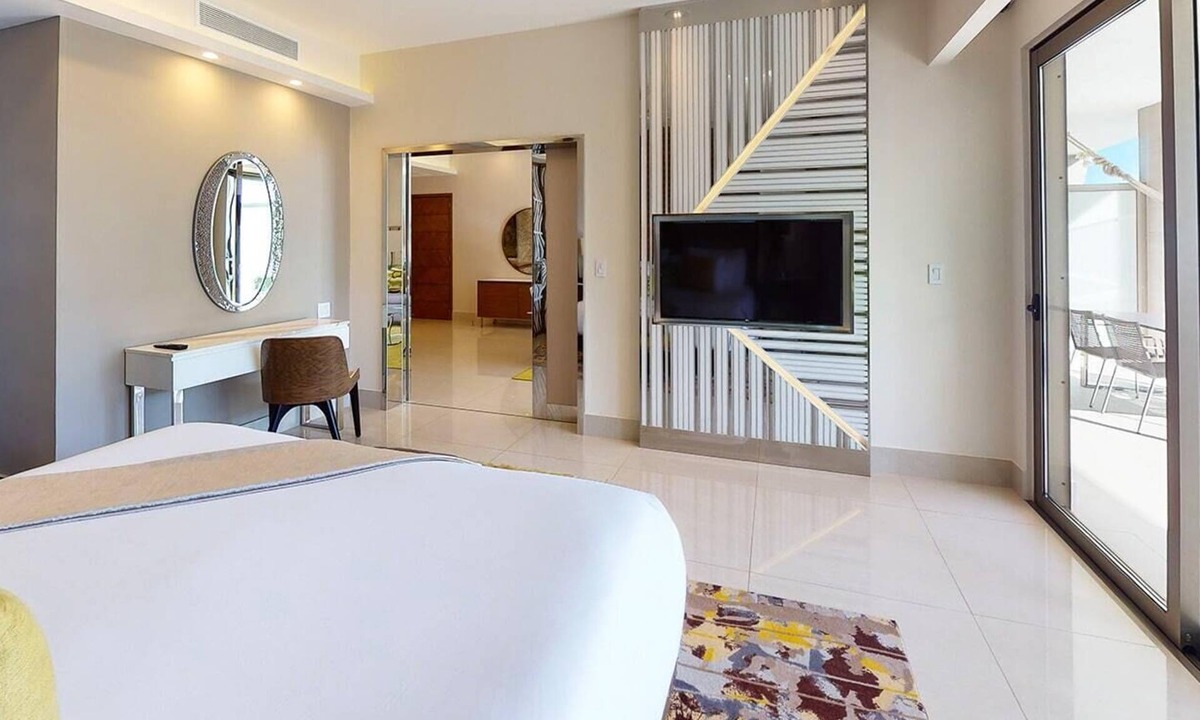 Punta Sam Apartment | Garza Blanca 1 Bedroom suite on the beach