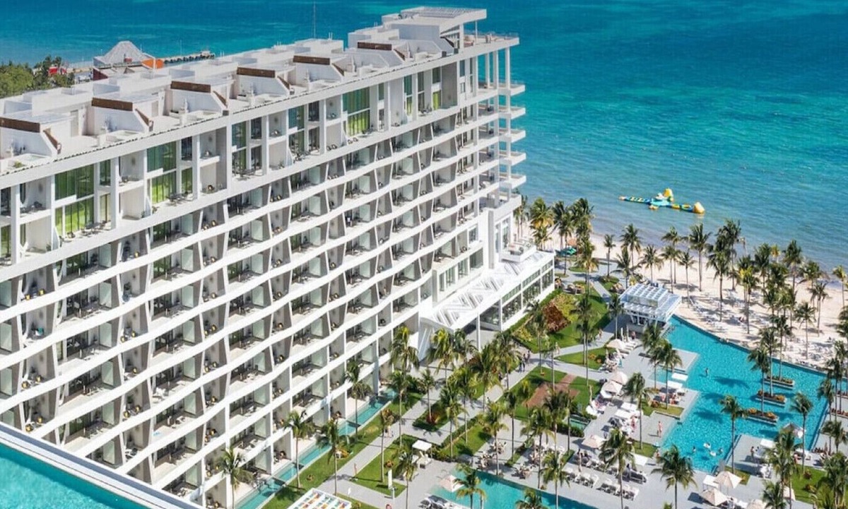 Playa Mujeres Villa | 🏖️​[GARZA BLANCA] All-Inclusive Option | Luxe Oceanfront Beach Resort ~ 𝕏 @MyBeachSuites