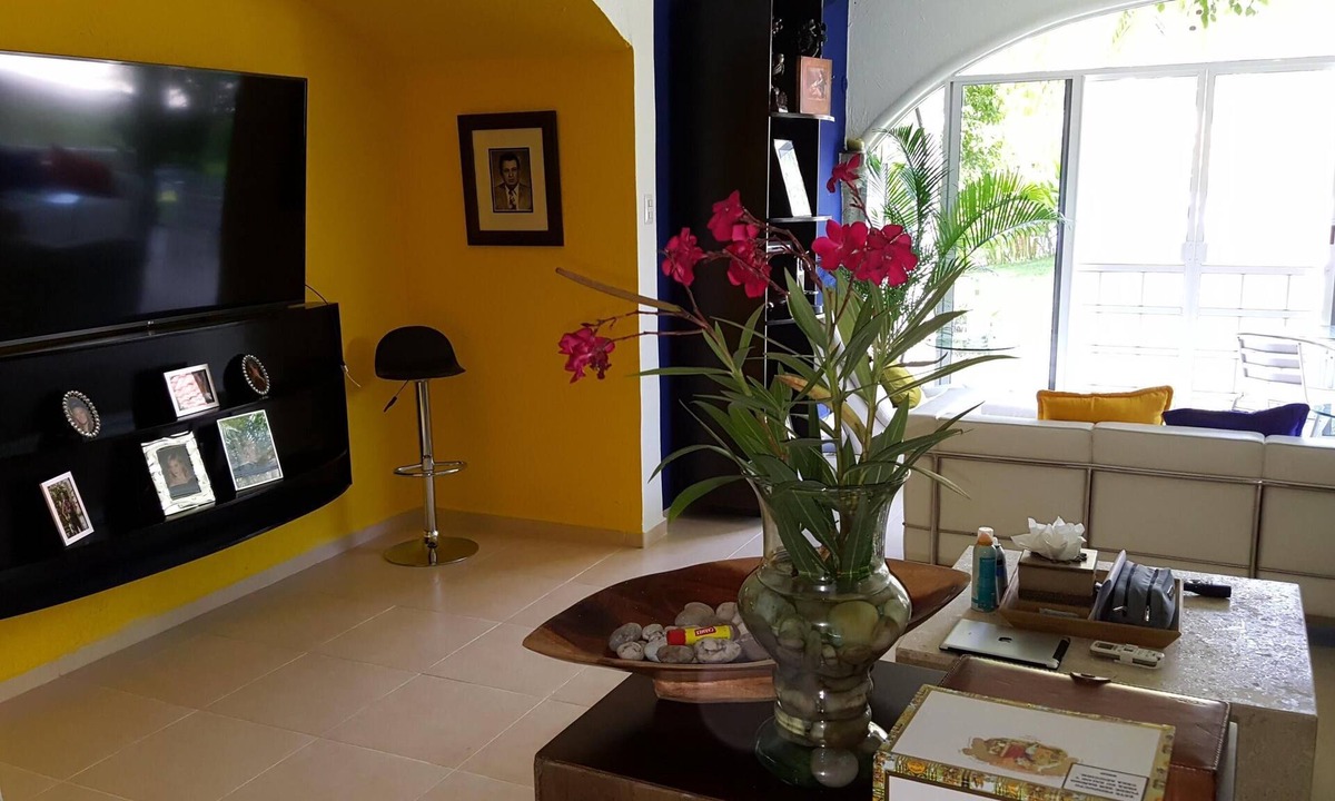 Zona Hotelera House | Gorgeous Waterfront Private/Quiet Residential Setting With Yacht Dock