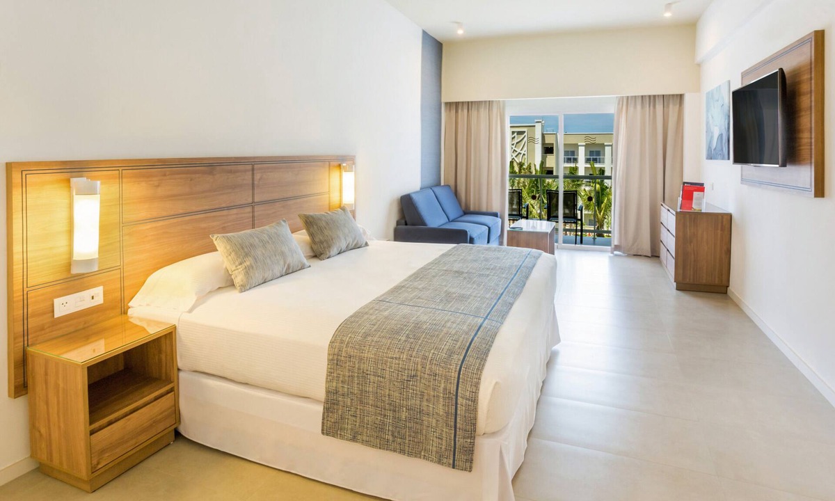 Cerritos Resort | Hotel Riu Emerald Bay - All Inclusive