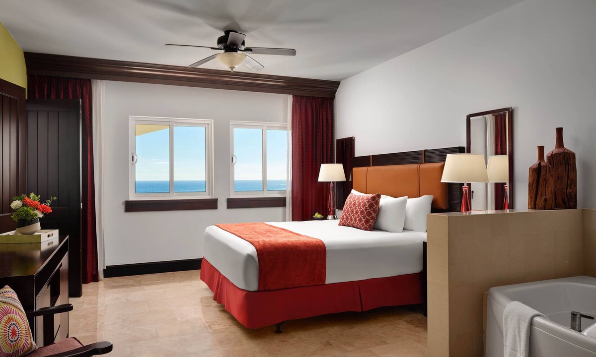 Cabo Bello Resort | Hyatt Vacation Club at Sirena del Mar
