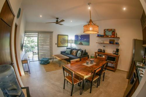 Mario Villanueva Madrid Apartment | Kam Na Ha #202 - Elegant, newly listed, 2 Bedroom Retreat with Rooftop Oasis and Pool