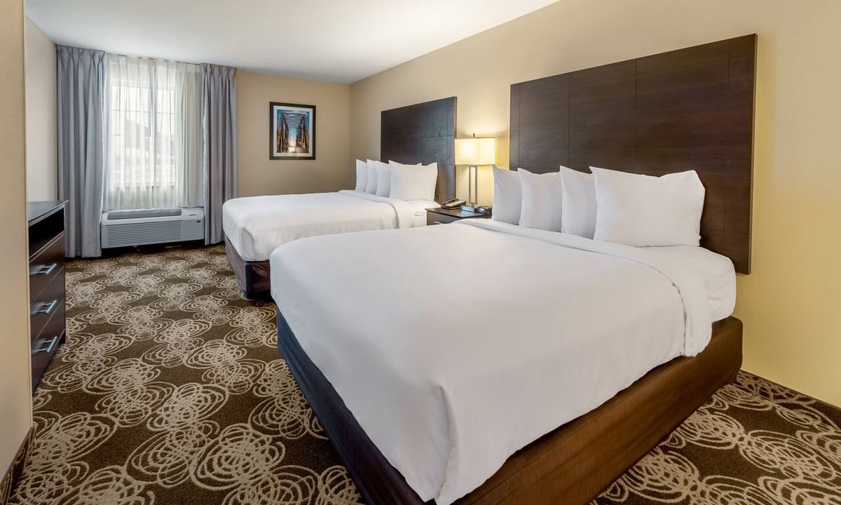 Williston Hotel | Landmark Suites