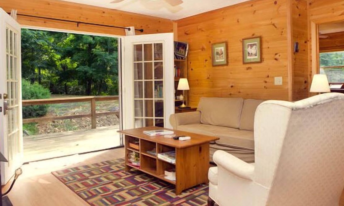 Wardensville Cabin | Lost River WV 2-br 1-ba cabin (Unit A)