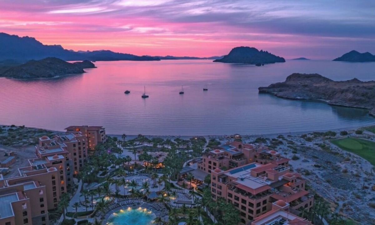 Loreto Villa | Luxury 3 BR Villa - TPC Danzante Bay Golf, Spa & Sea - Villa del Palmar Loreto