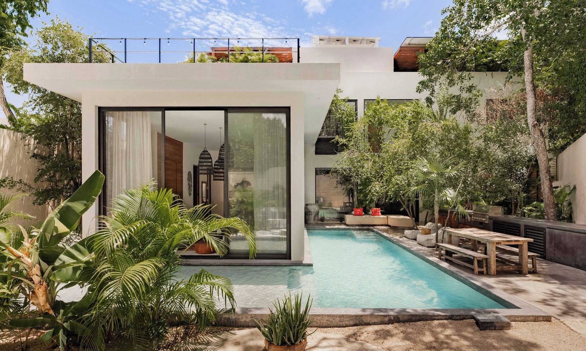 Tulum City Center House | Modern Mansion w/Large Pool & Rooftop