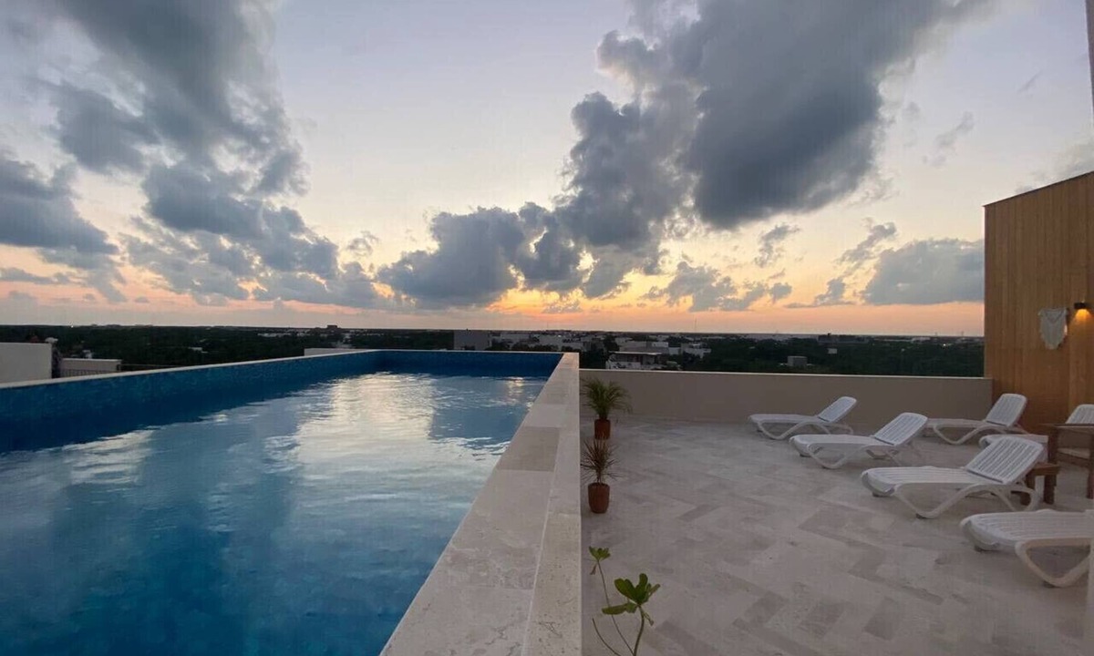 Zama Apartment | Modern Studio, Biz Ctr, Mkt, Eats & Mins to Beach