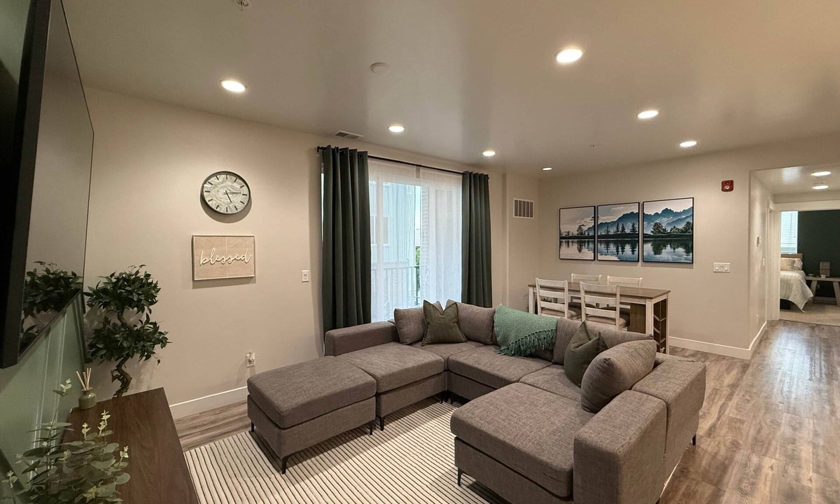 Richfield Apartment | Monroe Mountain Suite - Castle Rock Condos