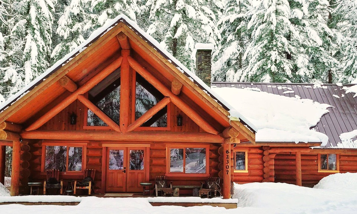 Enumclaw House | Mt. Rainier and Crystal Mountain Luxury Lodge