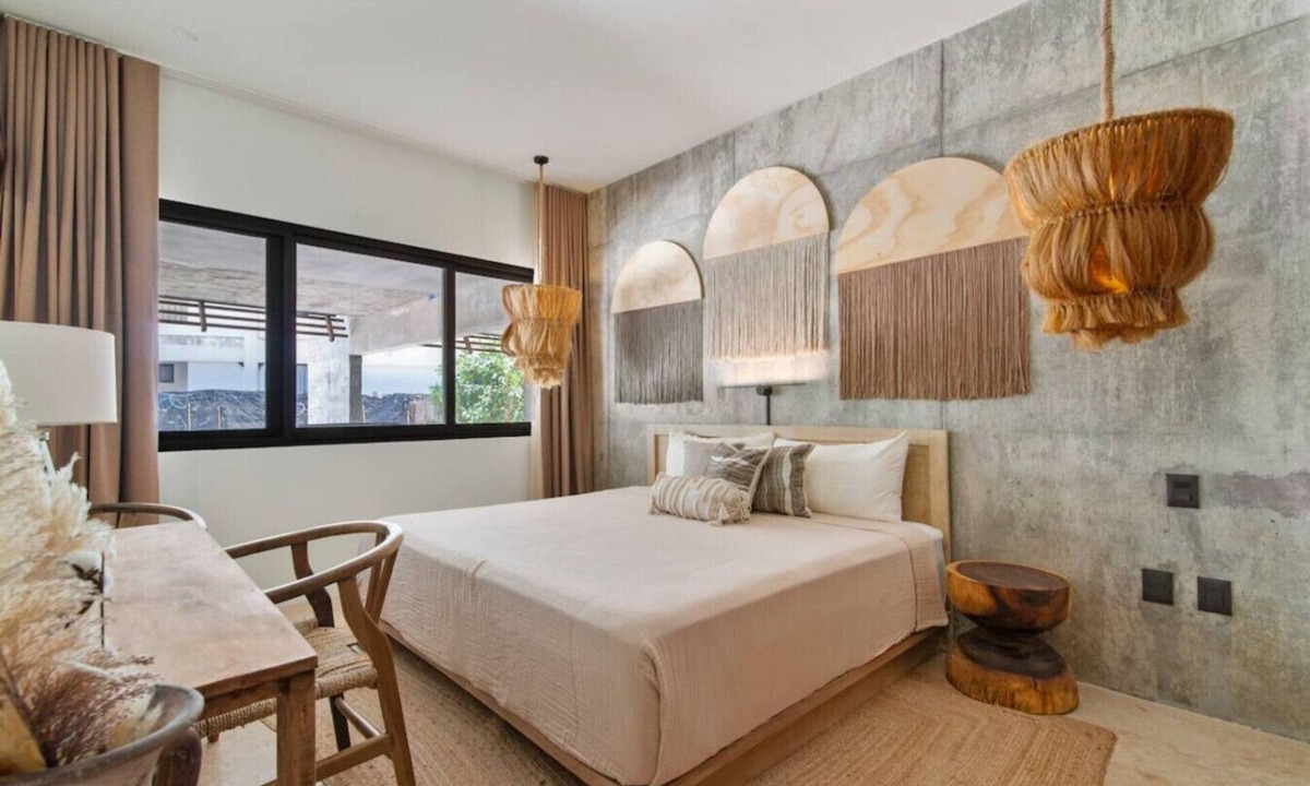 Zama House | Nuju Rentals |3R Condo|6 Guests|Rooftop Pool & Gym