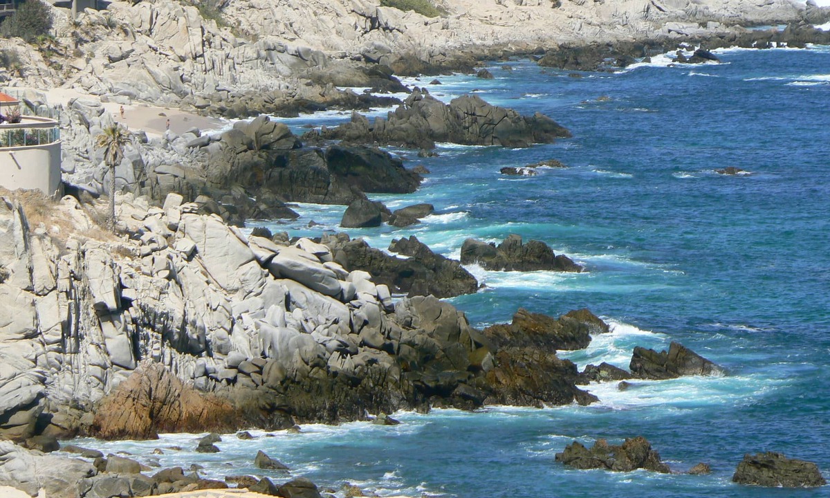 Cabo Bello Condo | OCEAN VIEW! HEAR THE WAVES! 5th floor overlooking pool - SUMMER SALE