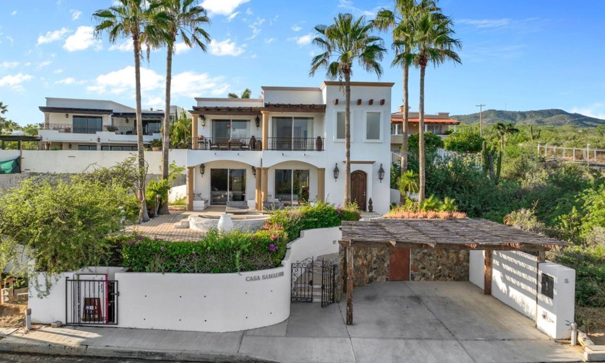 Cabo Bello House | OCEAN VIEWS, Gorgeous Villa, Short Walk To Beach!