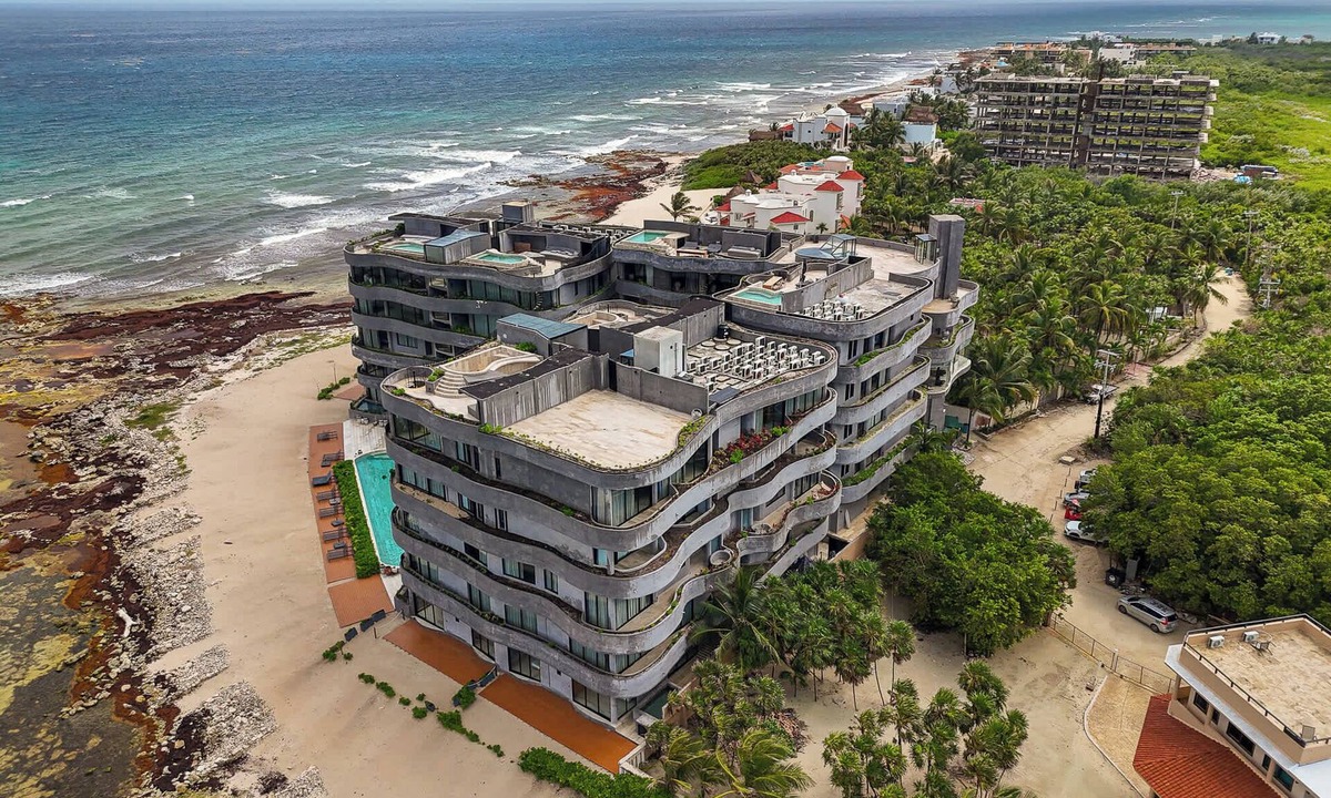 Tulsayab Apartment | Oceanfront luxury 3BR in Tankah w/Private Beach