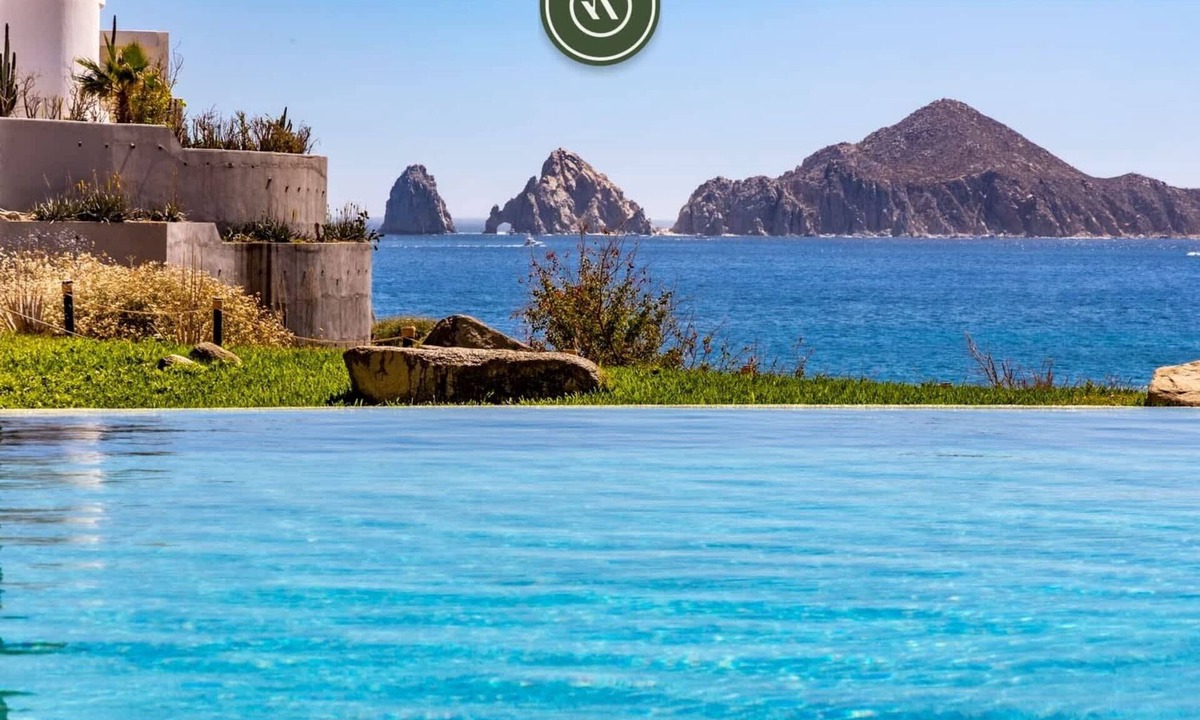 Cabo Bello Apartment | Oceanview Condo in Cabo with Beach - Pool