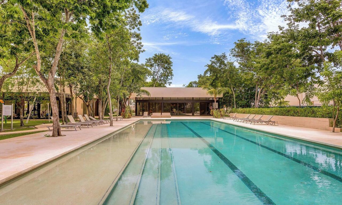 Playa del Carmen House | Palmara Gated Townhome, Pool, Gym & Paddle