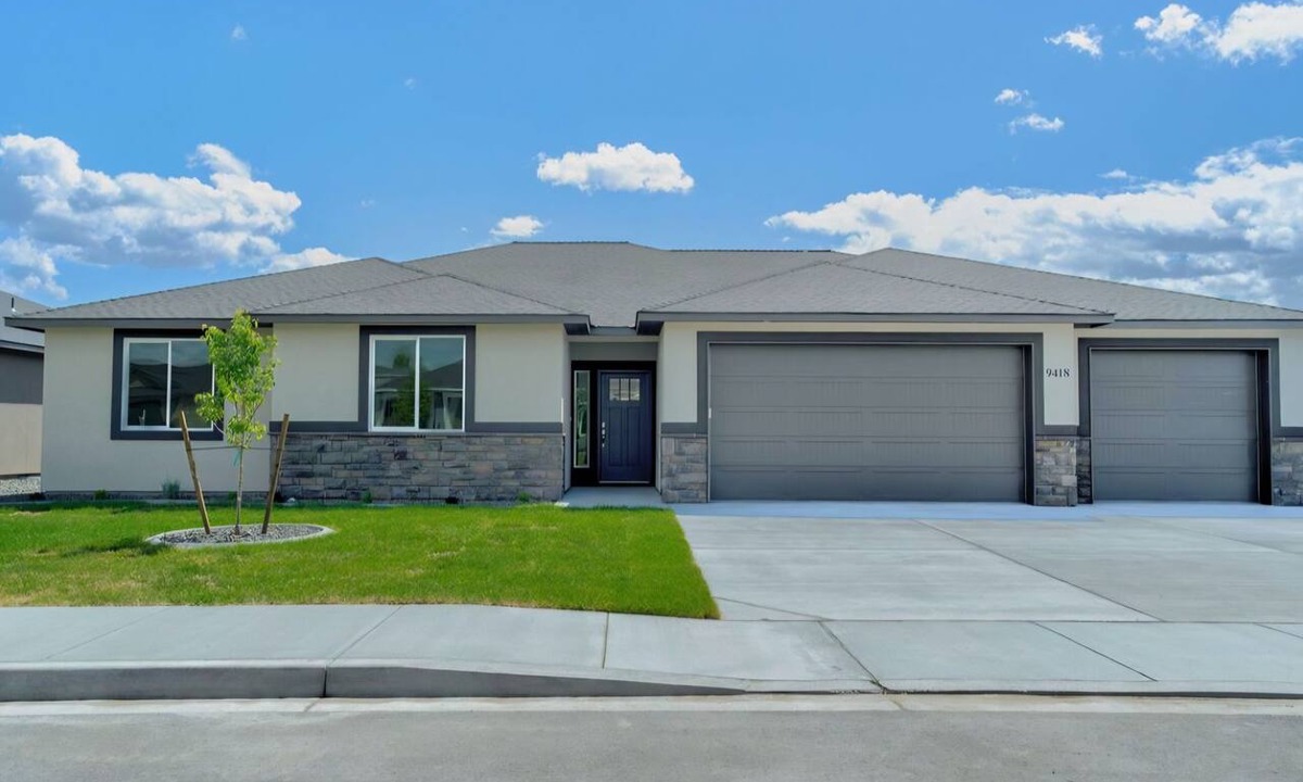 West Pasco House | Pasco Luxury Retreat 4BR Stunning Views Fitness AI Smart Home