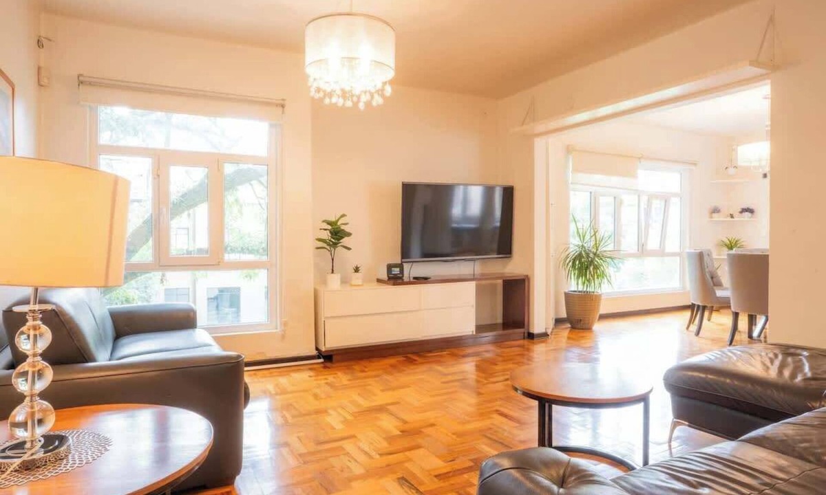 Polanco Apartment | Polanco Retreat Steps from Parque Lincoln