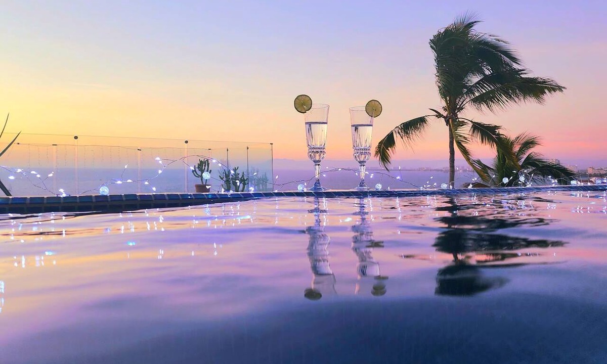 Downtown Puerto Vallarta Apartment | Private Infinity Pool OCEAN VIEW Penthouse Loft Beach+Romantic Safe Loc