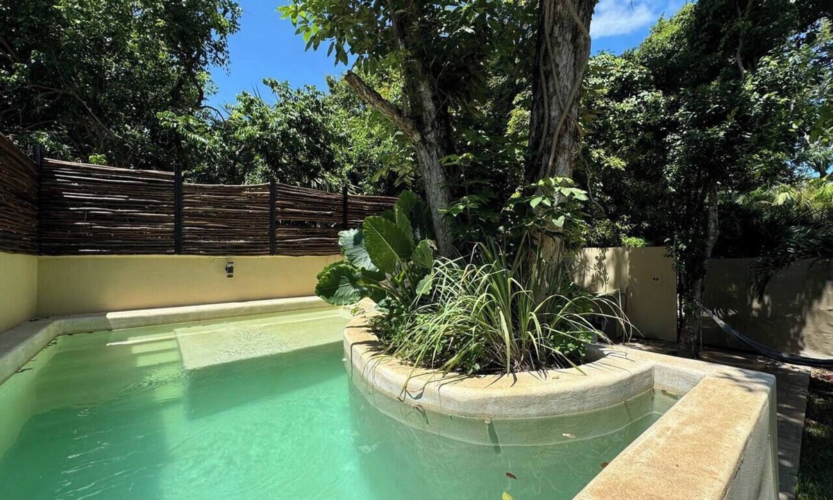 Villa Juarez House | Private Pool, Spacious Garden, Near XcalacocoBeach
