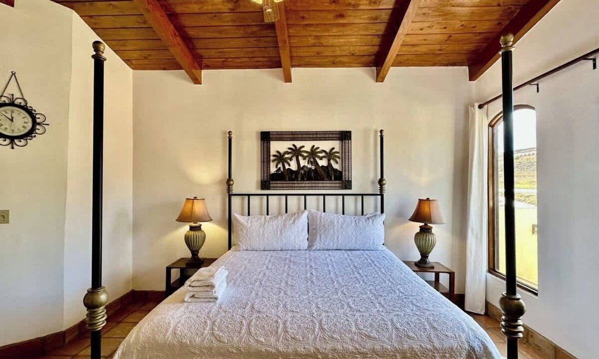 Playas de Rosarito Apartment | Puerto Nuevo Surf Villa Tranquilidad 2BR with pool