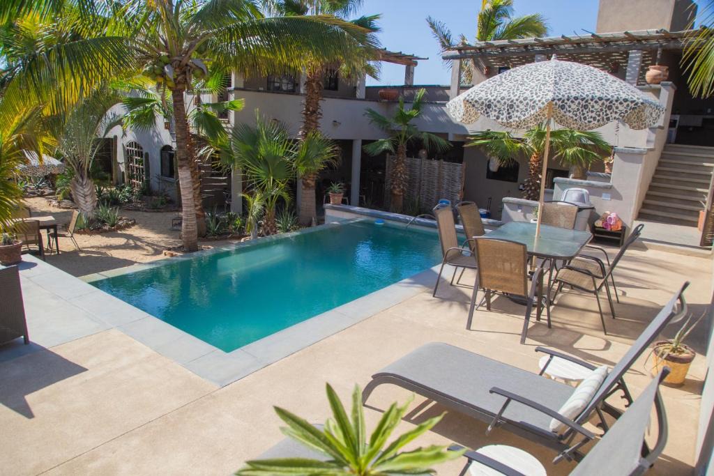 El Pescadero Hotel | Pure Baja Private Suites-Upscale Property with Infinity Pool and Lush Gardens