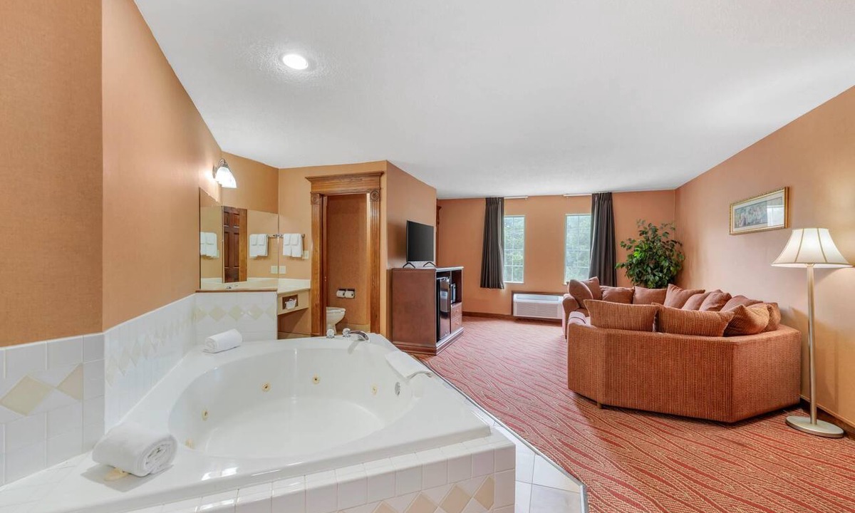 Eureka Springs Hotel | Quality Inn Eureka Springs South