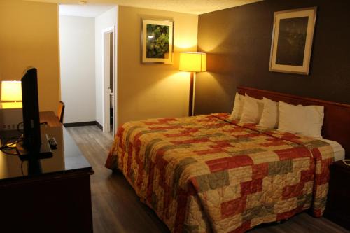 Rolla Hotel | Regency Inn